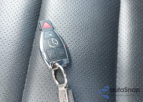 2014 Mercedes-Benz C 350 Sport из США, поврежденный, VIN WDDGF5HB6EA896375